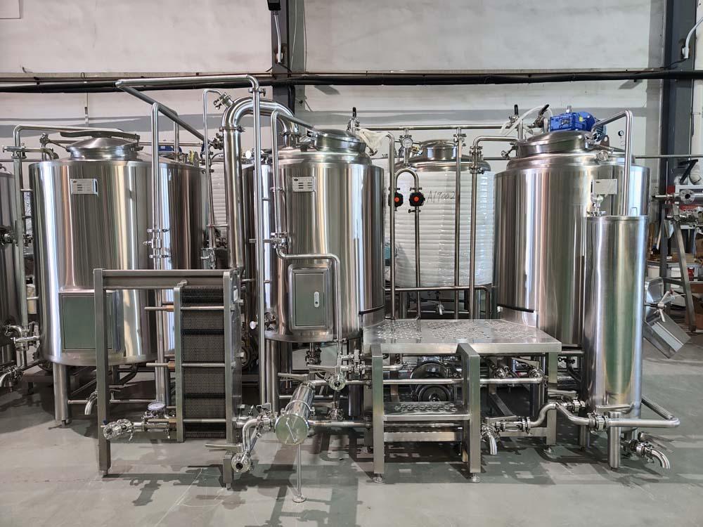 <b>200L Two Vessel Brewhouse Equ</b>